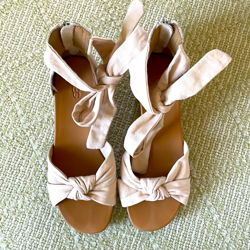 Ugh Yarrow Sandal